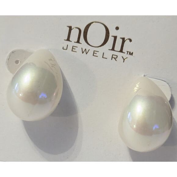 White Marbled Acrylic Teardrop Dangle Earrings Statement Style - Picture 2 of 5